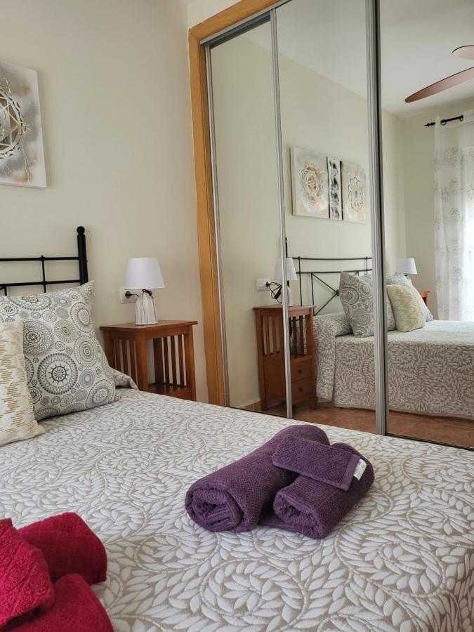 ¡Apartamento En Primera Linea Con Terraza Y Cerca De La Piscina Comunitaria! Вера Екстериор снимка